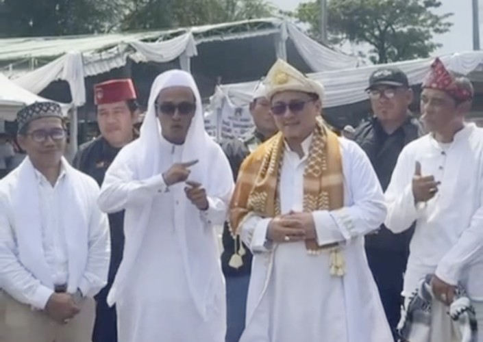 Sultan SMB IV Nilai Ziarah Kubro Sarana Tingkatkan Iman dan Satukan Masyarakat Palembang