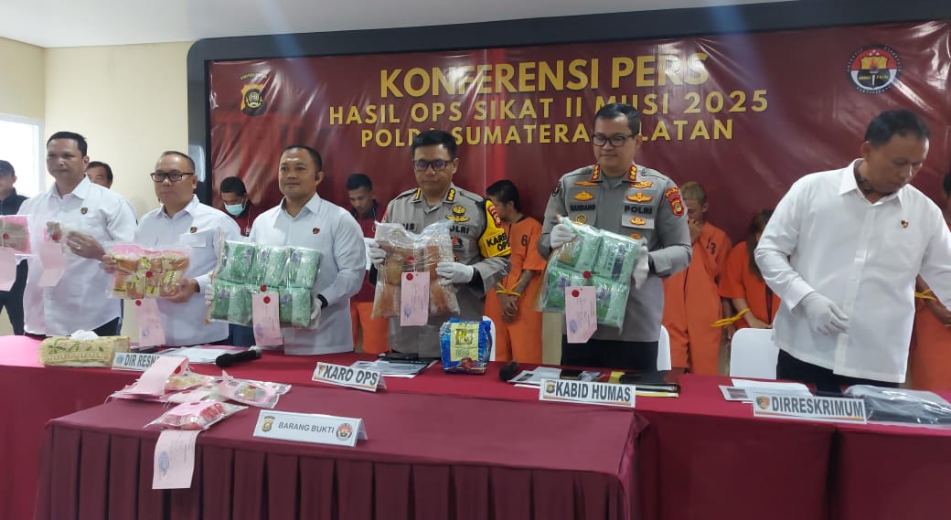 Sebanyak 1.127 Orang Diamankan Selama Operasi Sikat II Musi 2025 Polda Sumsel, Sita 13,8 Kg Sabu-Sabu 