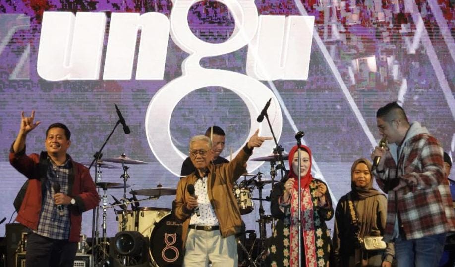 Ribuan Masyarakat Terhibur dengan Penampilan Grup Band Ungu di Penutupan Banyuasin Expo dan Gelar Dagang UPPKA