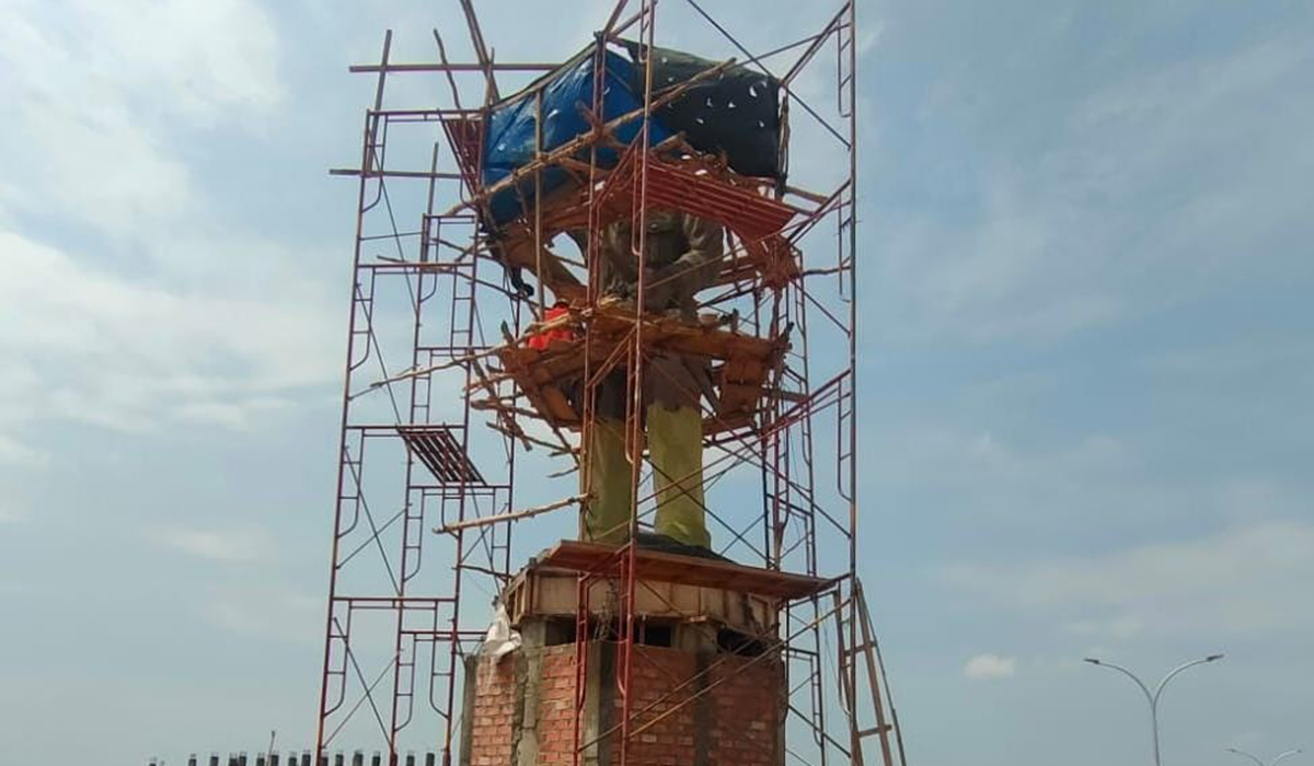 Pembangunan Patung SoekarnoTerancam Tidak Dibayar