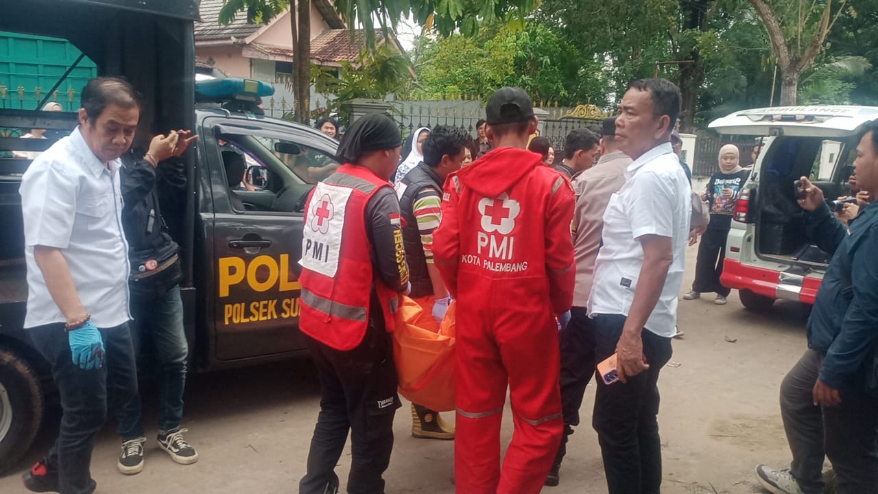 BREAKING NEWS: Gagal Merampok, Seorang Warga Alami Luka Sabetan, Pelaku Tewas Dimassa 