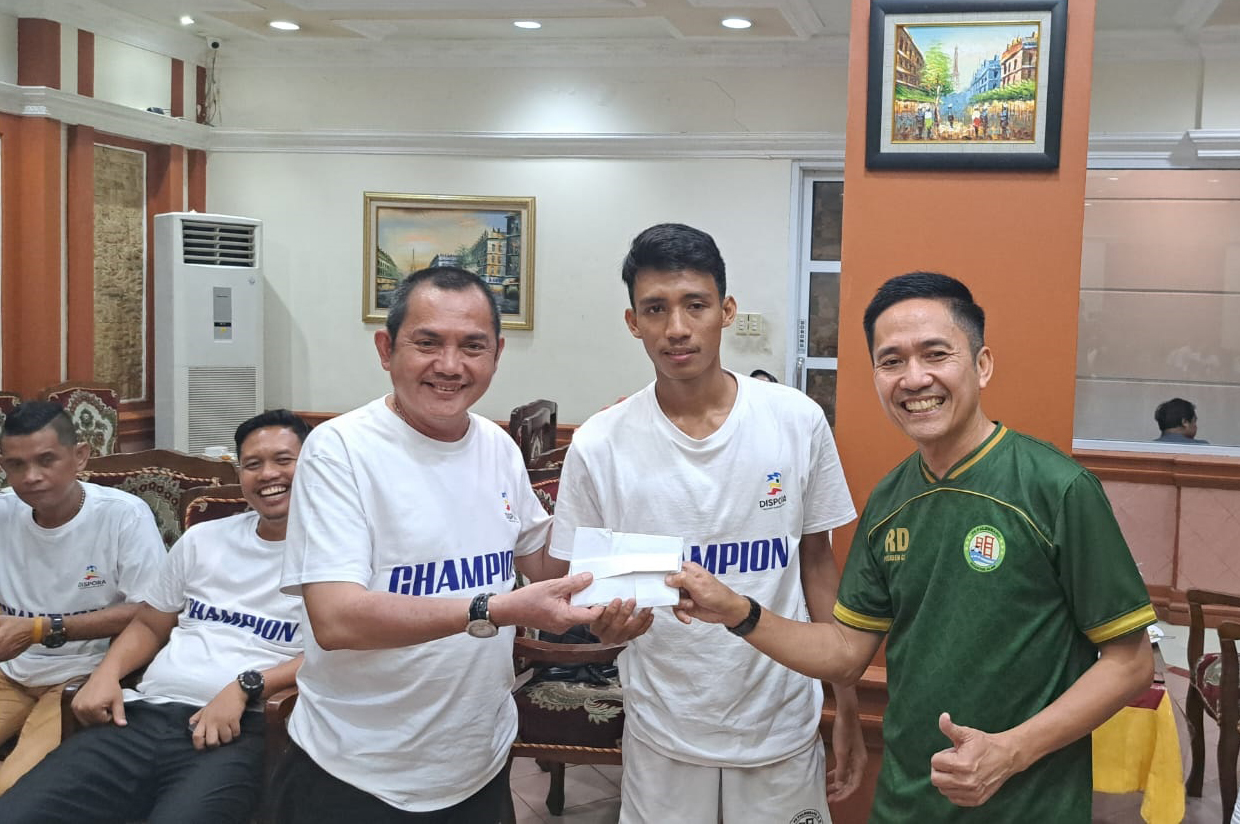 Juara Piala Gubernur Sumsel U-20, Ratu Dewa Gelontorkan Bonus untuk PS Palembang