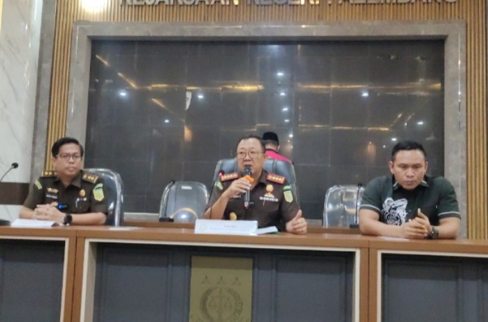 Eks Plt Kadis PMD Sumsel Serahkan Diri, Kejari: Wilson Terima Aliran Dana Korupsi Batik