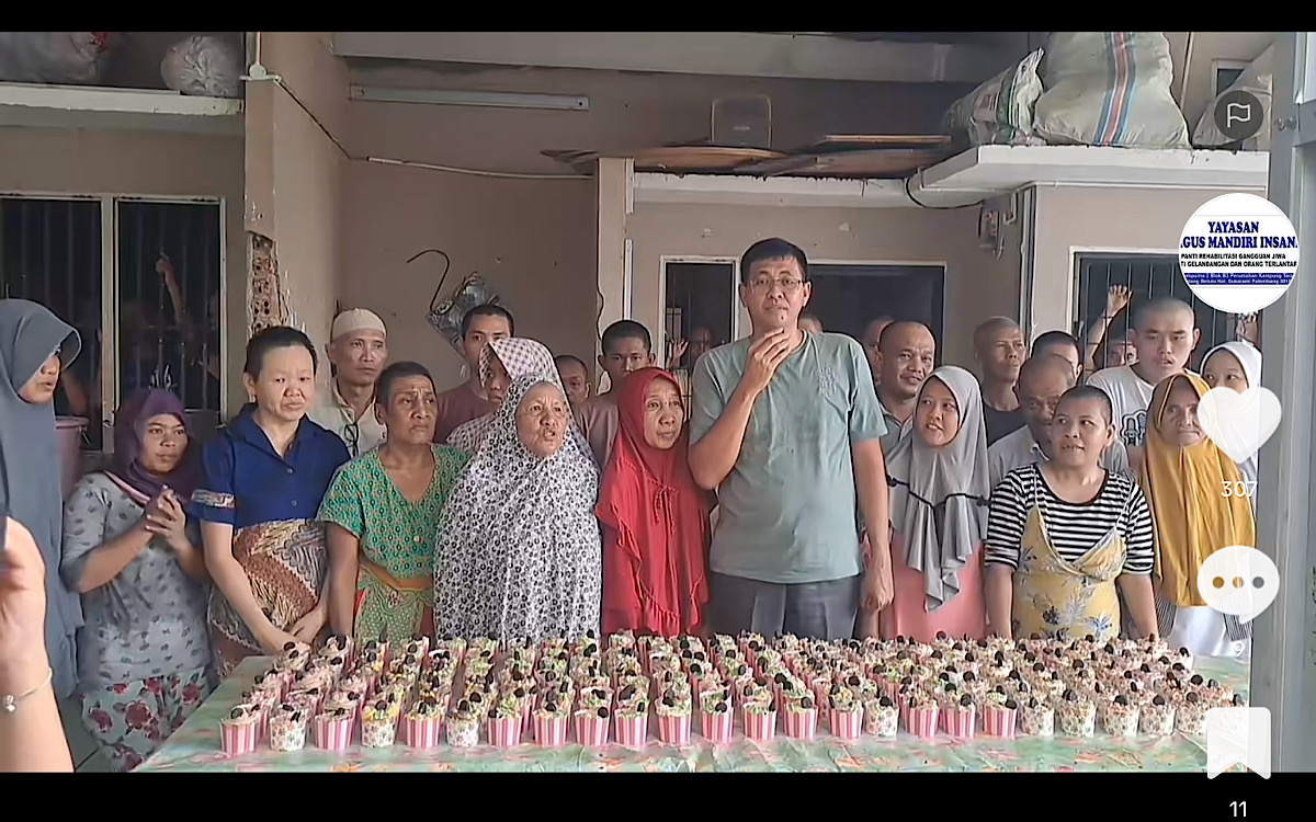Beragam Bantuan Buat Yayasan Merawat Ratusan ODGJ di Palembang, Rayakan Ultah, Katering dan Ibu-ibu Pengajian
