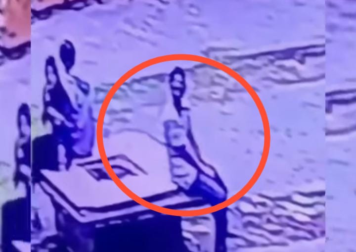 Istrahat Bawah Jembatan Ampera Palembang Usai Olahraga, Hp Mahasiswa Asal OI Raib Dicopet 