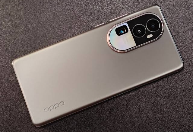 Oppo Reno10 Pro+ 5G Ditenagai SoC Qualcomm Snapdragon 8+ Gen 1 dan Desain Bodi yang Menawan