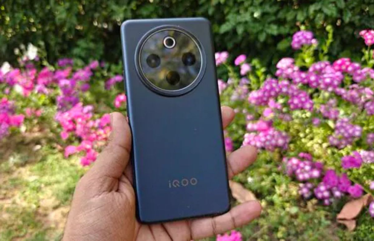 iQOO Z10 Miliki Beragam Fitur Andalan Menggoda: HP Baru Game Changer dengan Baterai 7.300mAh