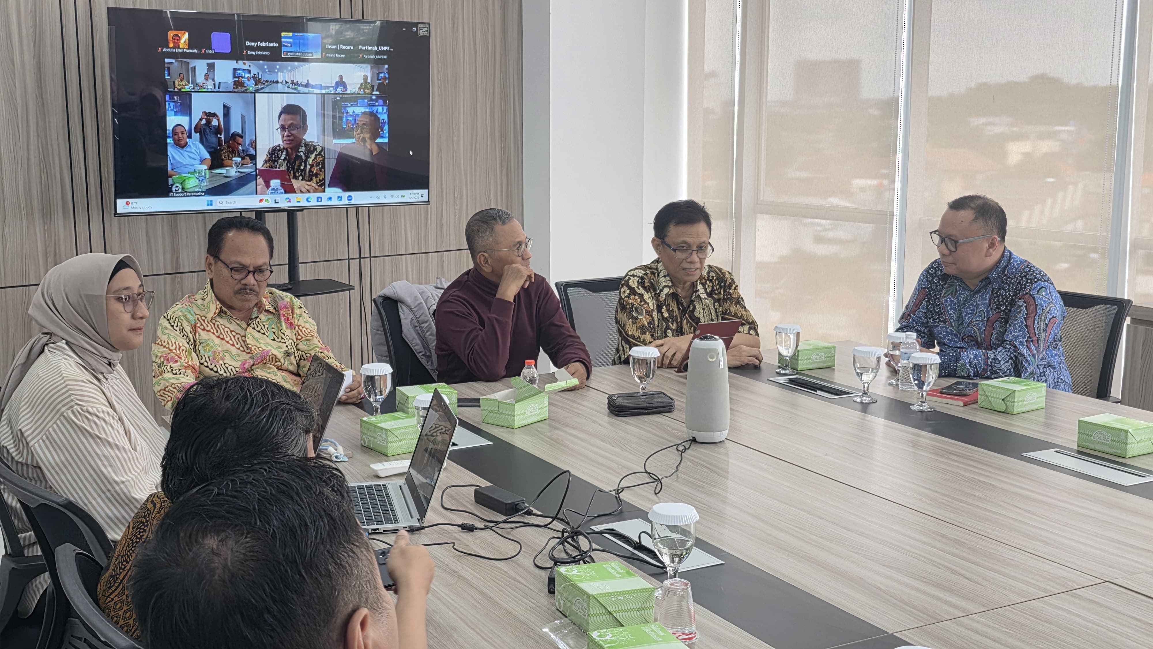 Jadi Pembicara Seminar, Dahlan Iskan Berbagi Tips Manajemen Perusahaan di Masa Krisis