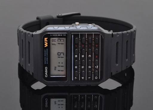 Casio CA-53W: Jam Tangan Retro Terkeren di Tahun 1980-an yang Desainnya Mirip Apple Watch