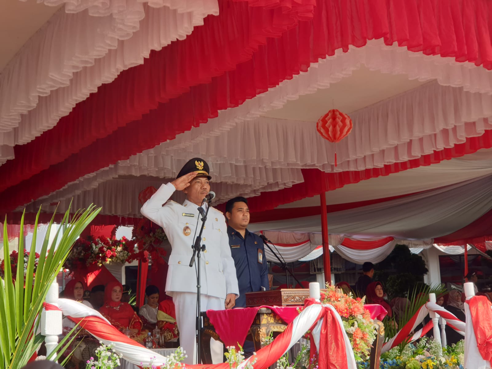 Haru, Wakil Bupati Shodiq Pimpin Upacara HUT Kemerdekaan RI ke-78 di Halaman Pemkab Kabupaten OKI