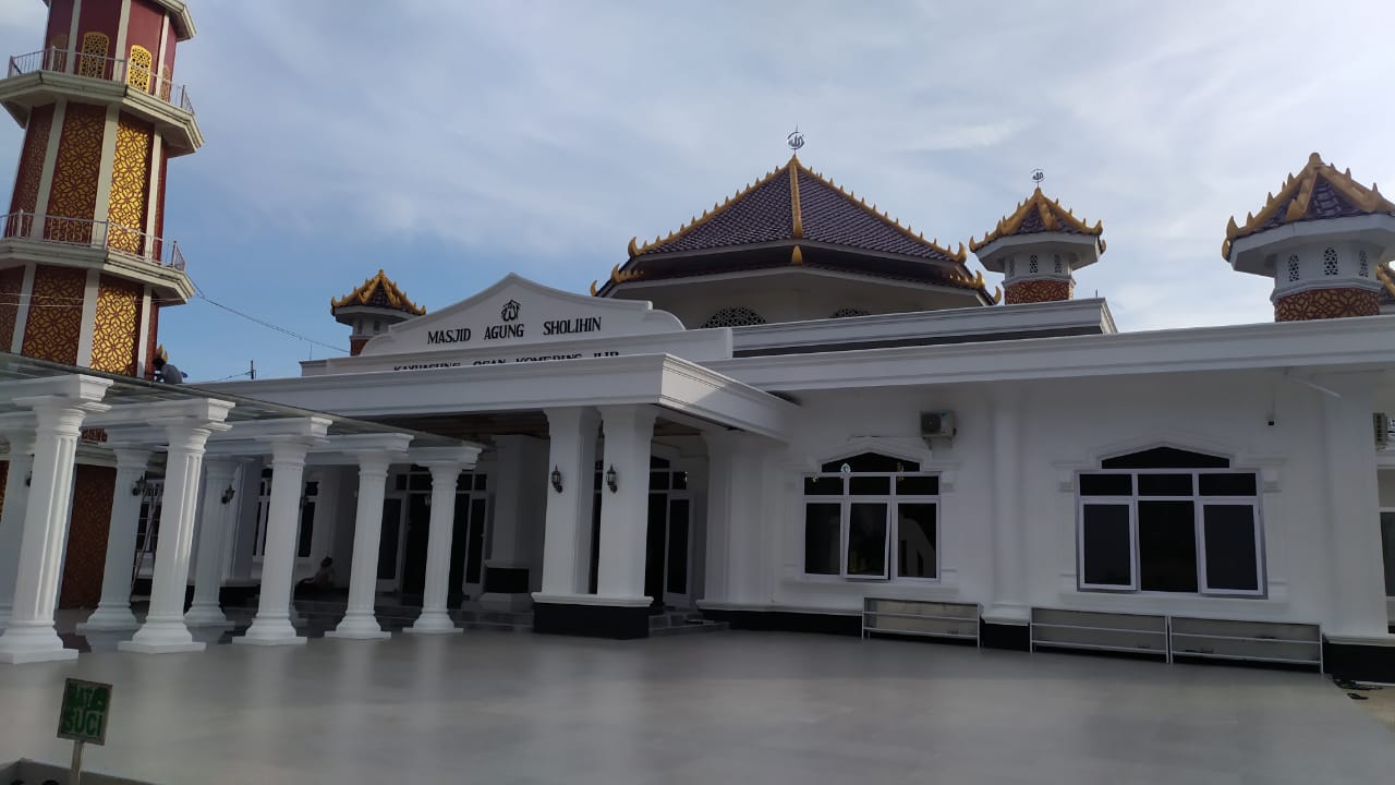 Masjid Agung Sholihin Kayuagung Gelar Pelatihan dan Praktik Pengurusan Jenazah Kajian Fiqih