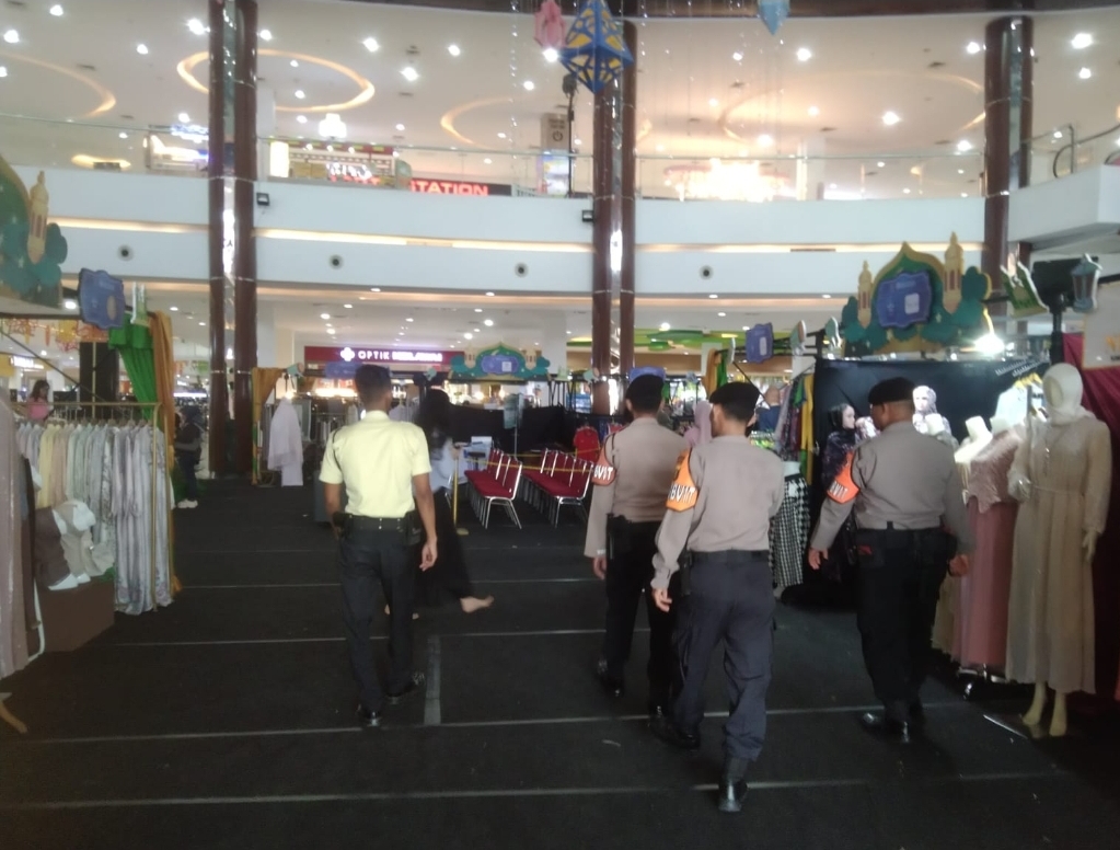 Operasi Ketupat Musi 2026, Polisi Patroli OPI Mall dan Pasar Gubah Palembang