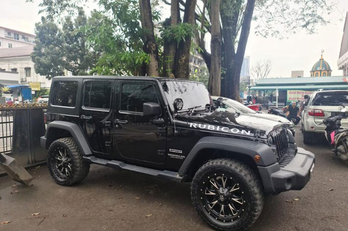 Hakim Ngantor Kendarai Jeep Rubicon, ini Klarifikasi Ketua PN Medan