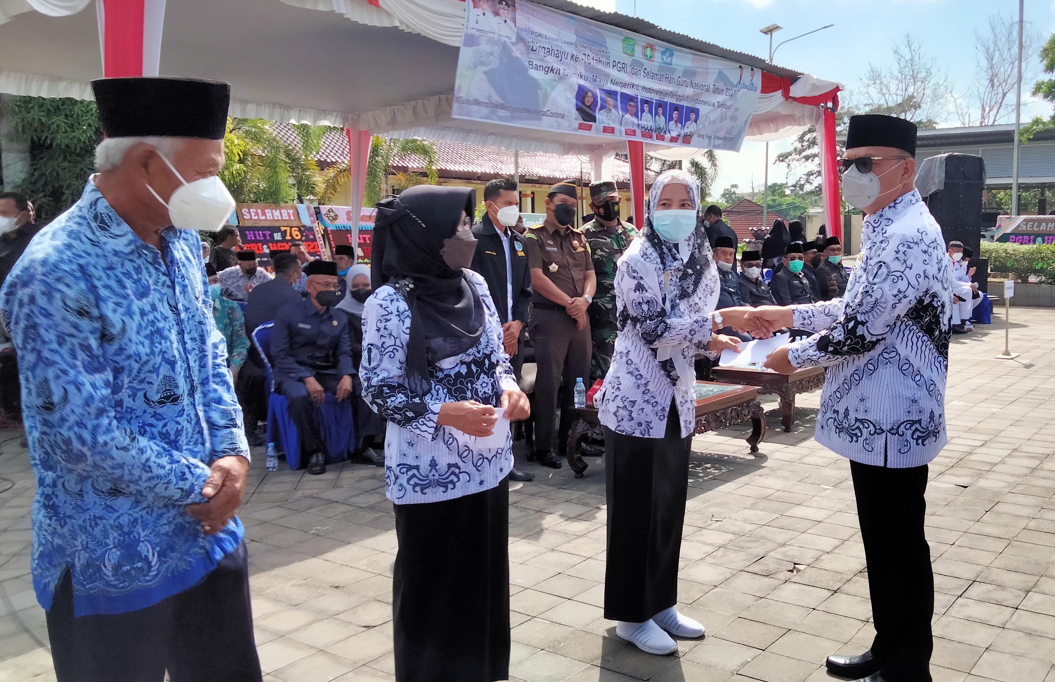 Joncik Janji Perjuangkan Kesejahteraan Guru