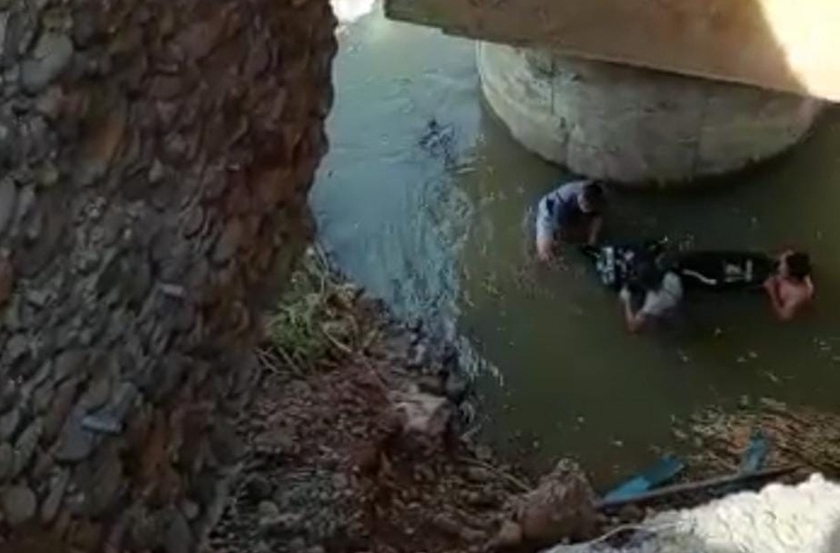 Lubang Jembatan Pulau Mas Makan Korban