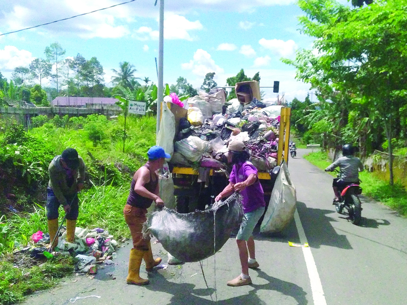 Perhari Tembus 85 Ton Sampah Diangkut