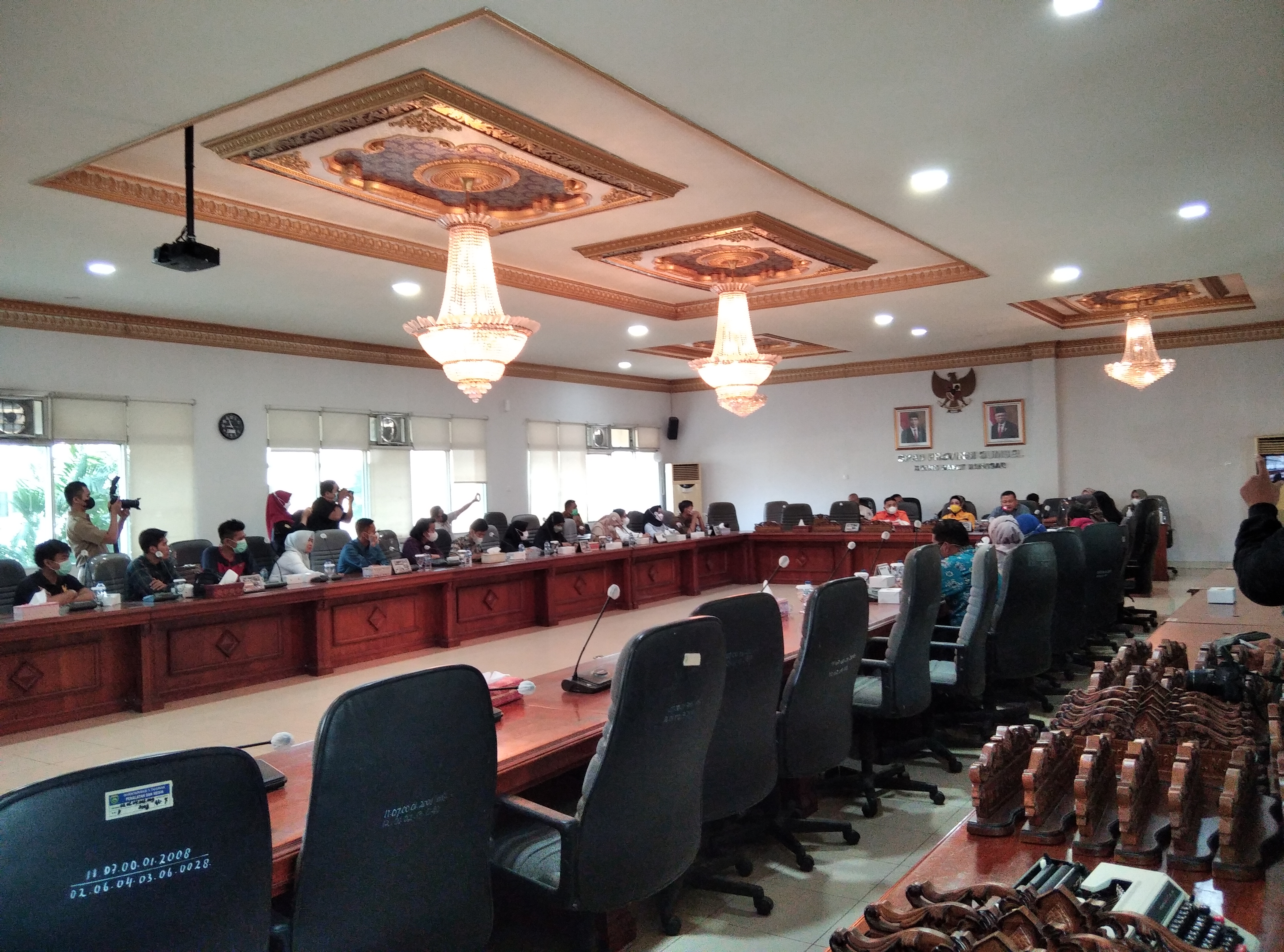 Komisi V DPRD Sumsel Rapat, Rektorat Unsri Tidak Hadir