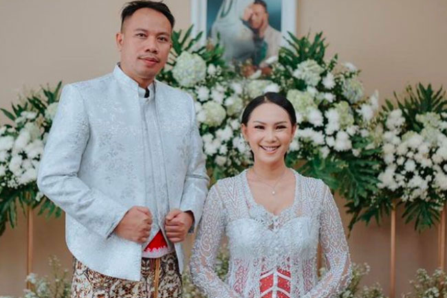 Vicky Prasetyo Liburan Bersama Keluarga Tanpa Kalina