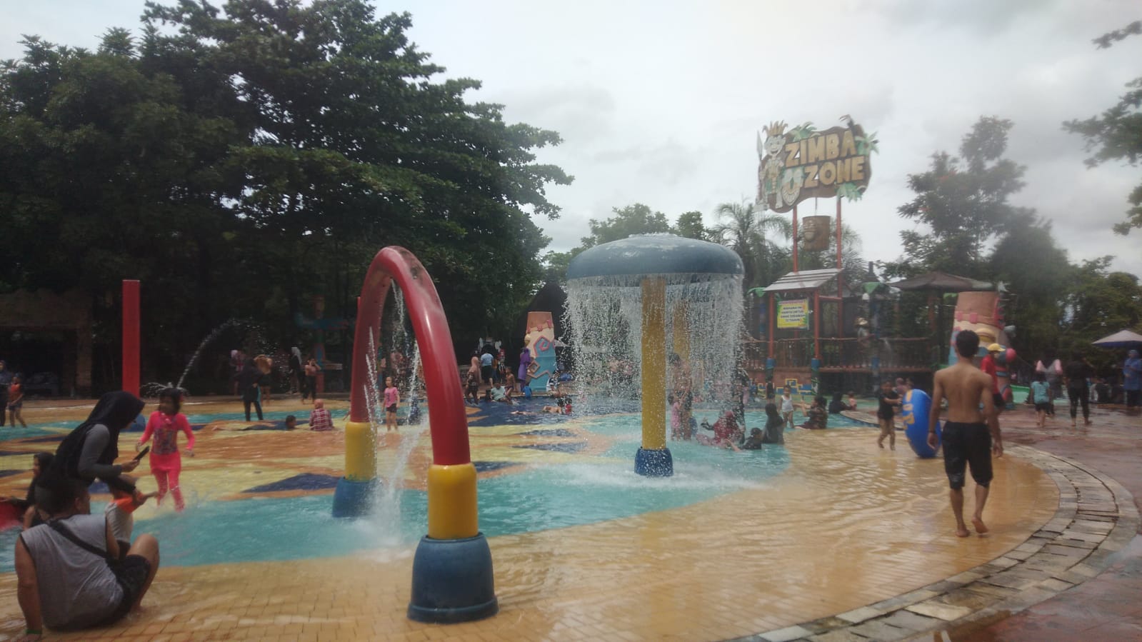 Pehobi Main Air Serbu Amanzi Waterpark