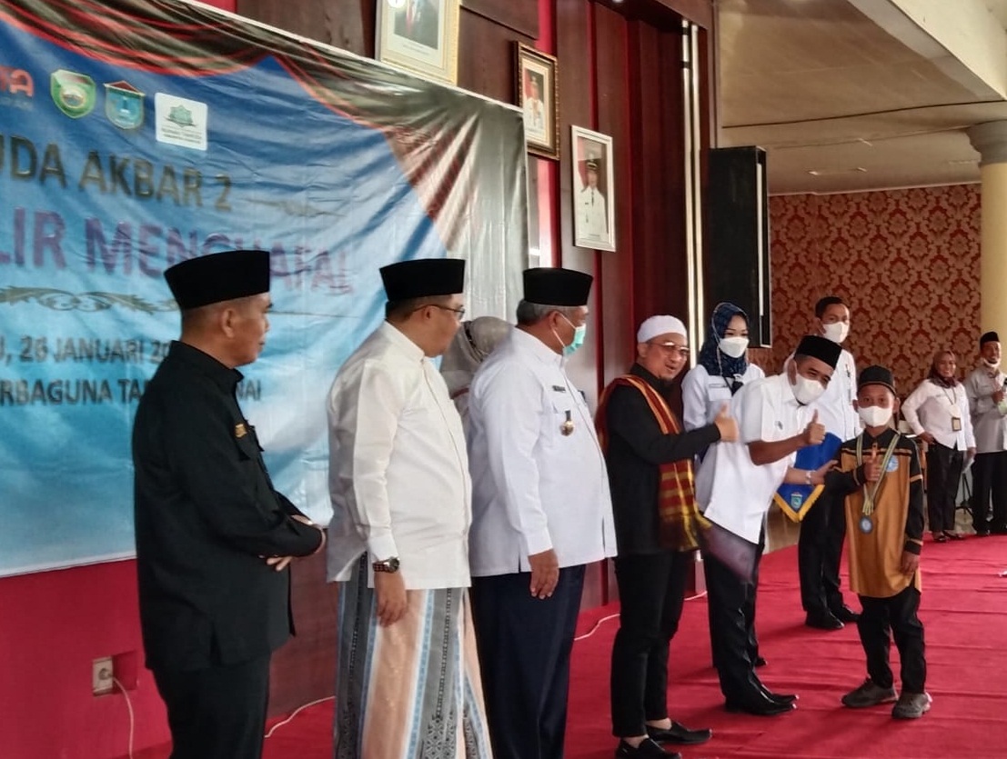 Yusuf Mansyur Hadiri Wisuda Akbar Ogan Ilir Menghafal