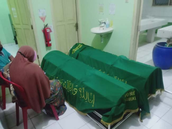 Ibu dan Anak Ditemukan Tewas Tergeletak di Dalam Rumah