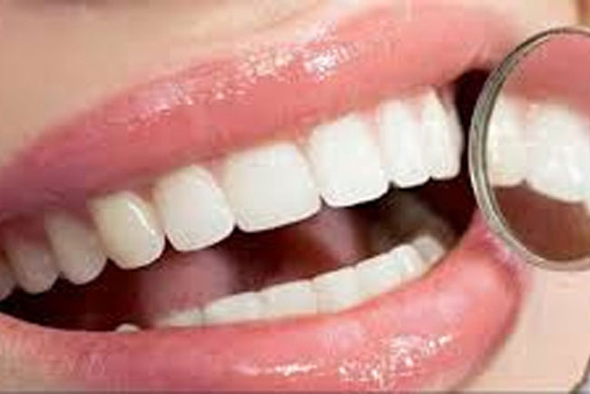 Gigi Anda Ingin Putih Bersih? Gunakan Bahan ini