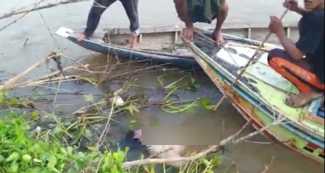 Mayat Pria Tanpa Identitas Ditemukan Mengapung di Sungai Ogan