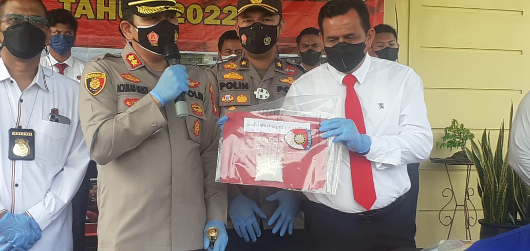 Coba Kelabui Polisi, Tamrin Kemas Sabu dengan Bungkus Permen