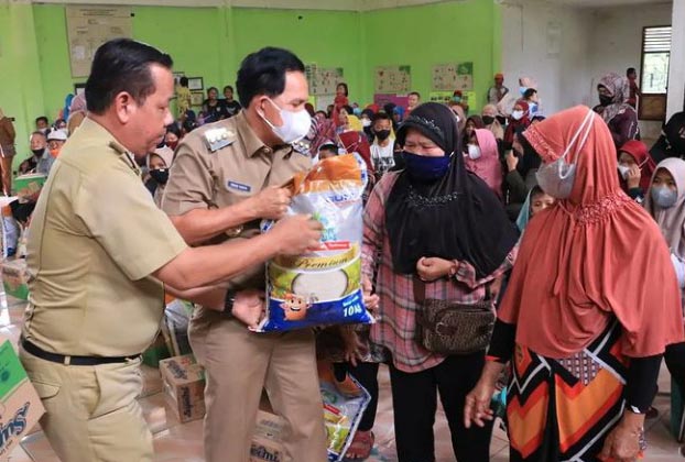 Ridho Yahya Beri Bantuan ke Korban Banjir