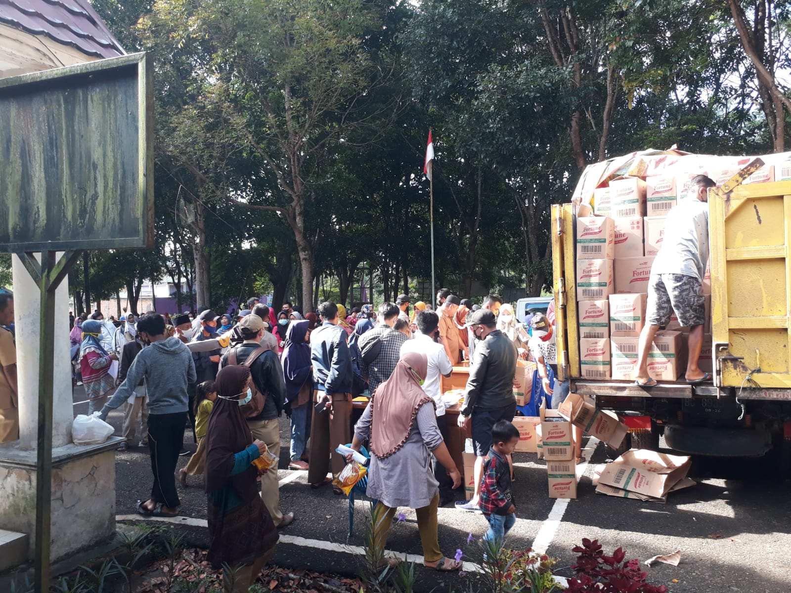 Pemkot Pagaralam Distribusikan 34.500 Liter Migor