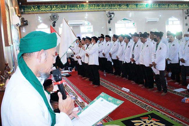 Majelis Dzikir At-Thohir Kabupaten Lahat Gelar Tabligh Akbar Dan Santunan Yatim Piatu