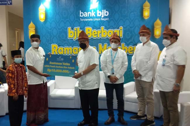 BJB Gelar Safari Ramadan Serentak 15 Cabang di Indonesia