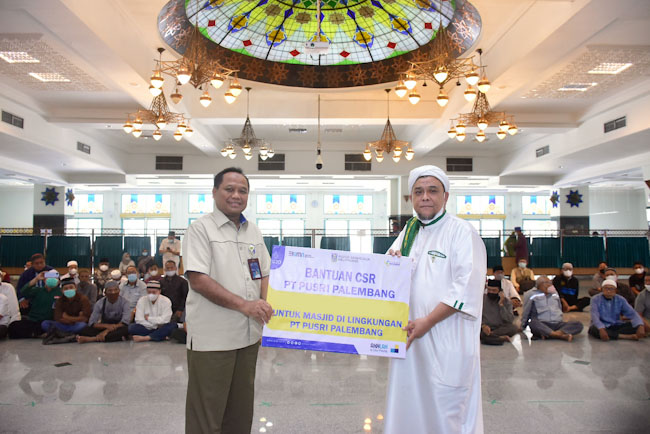 Pusri Gelontorkan 300 Juta untuk Mesjid dan Musholla