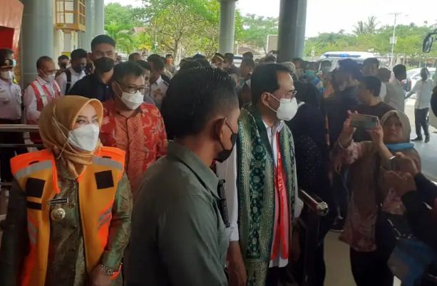 Dua Tahun Vacum, Menhub Budi Karya Mendarat di Bandara Silampari