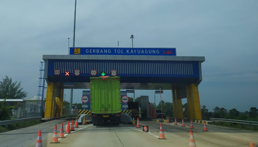 Siapkan Mobil Derek dan Ambulance di Jalur Tol Kayuagung - Palembang