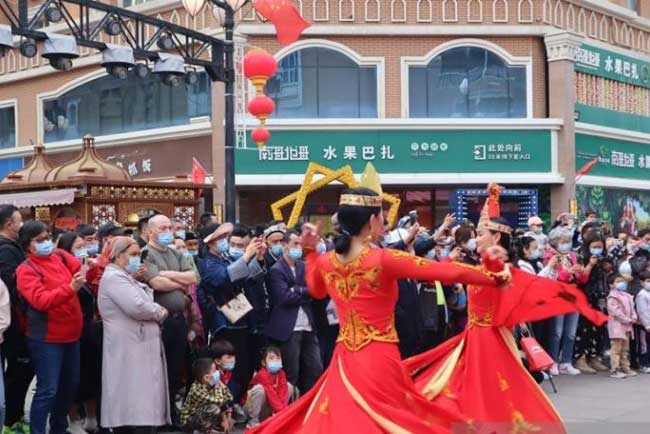 Lihat Nih... Semarak Ramadan Muslim Uighur di Xinjiang