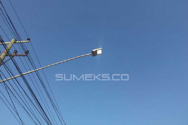 532 Lampu LED Dipasang