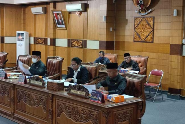 DPRD OKU Gelar Paripurna Pembentukan AKD