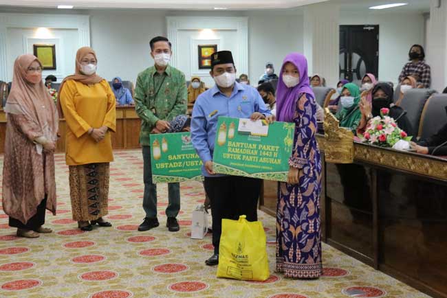 Sekda Minta PNS Bayar Zakat Melalui Baznas