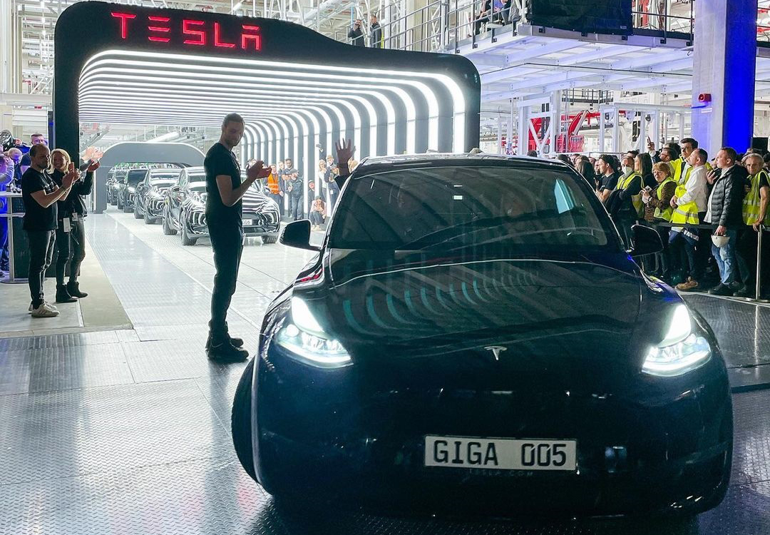 Tesla Kuasai Penjualan Mobil Listrik di Dunia