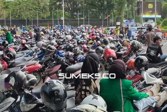Tarif Parkir BKB Palembang Mencekik