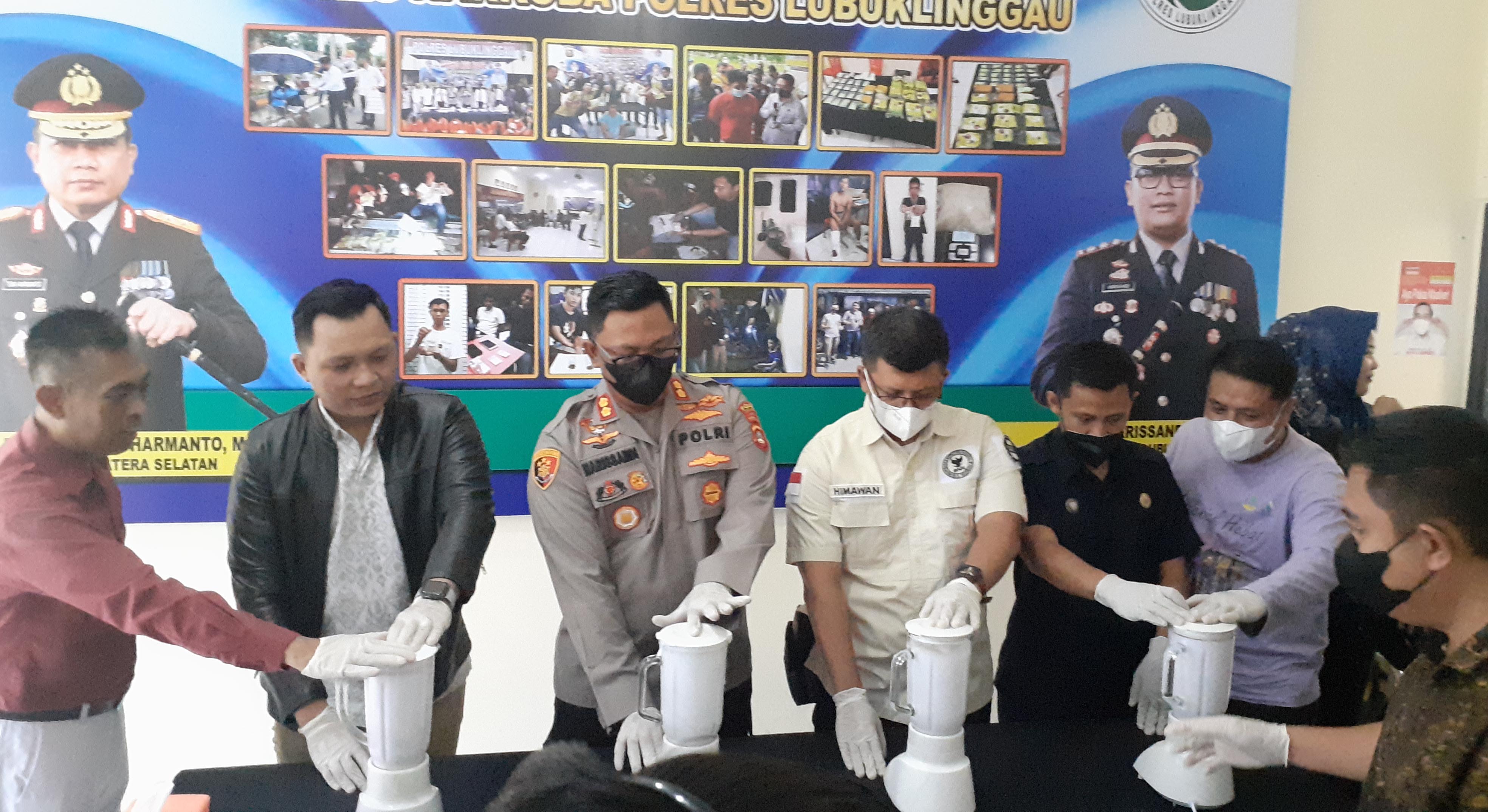 Polres Lubuklinggau Musnakan Sabu Tak Bertuan