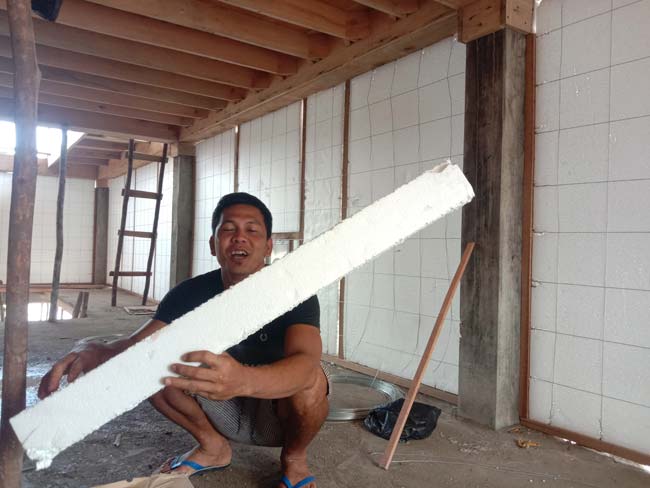 Biar Ngirit, Bangun Gedung Sarang Walet Pakai Styrofoam