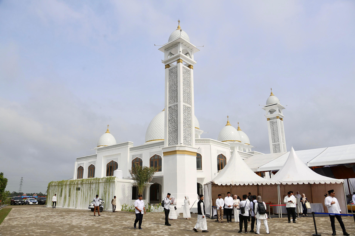 Pj Gubernur Elen Setiadi dan Menag RI Resmikan Masjid Al-Abduh, Ikon Baru di Sematang Borang