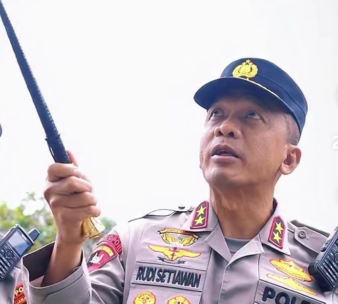 MUTASI Besar-Besaran, Kapola Jawa Barat Irjen Rudi Setiawan Diganti, Cek Ini Daftar Lengkap 9 Kapolda Baru