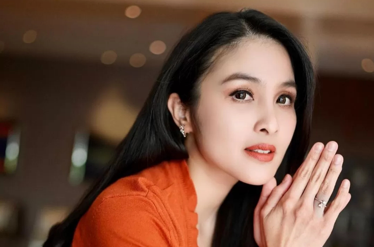 Sandra Dewi Diperiksa Jadi Saksi Korupsi Timah Rp 271 T, Gimmicknya Jadi Sorotan Netizen