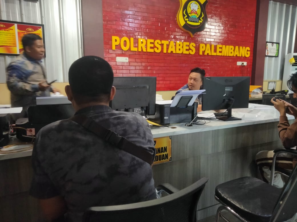 Pesan Ratusan Kilogram Daging Ayam Berulang Kali, Tauke Ayam di Palembang Jadi Korban Tindak Pidana Penipuan 
