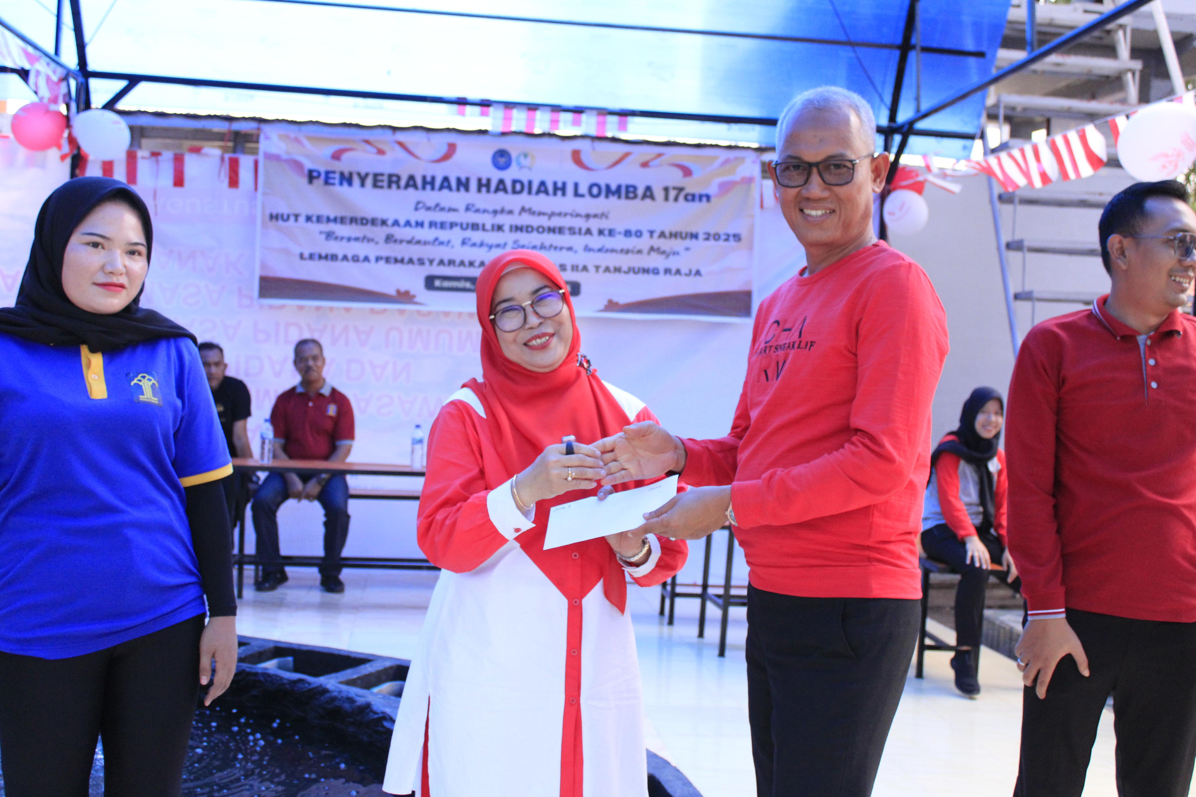 Lapas Tanjung Raja Ogan Ilir Gelar Pembagian Hadiah Porseni dan Parade Defile HUT ke-80 RI