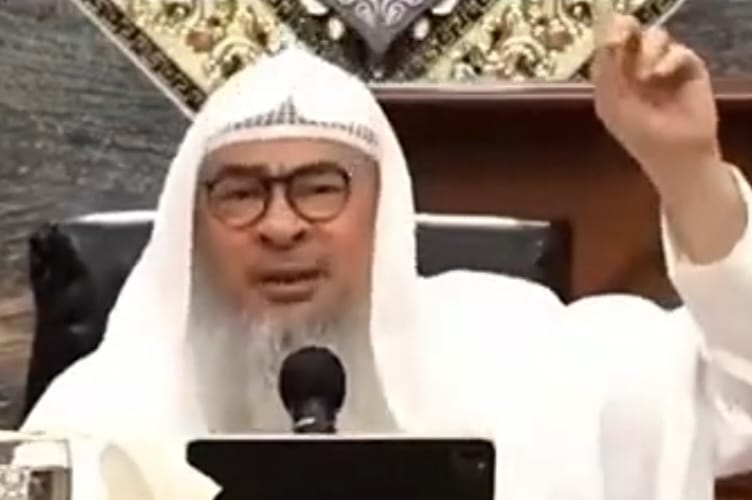 Santuy, Sheikh Assim Ingatkan Bid'ah Membaca Al-Fatihah, Bukan Ajaran Islam?