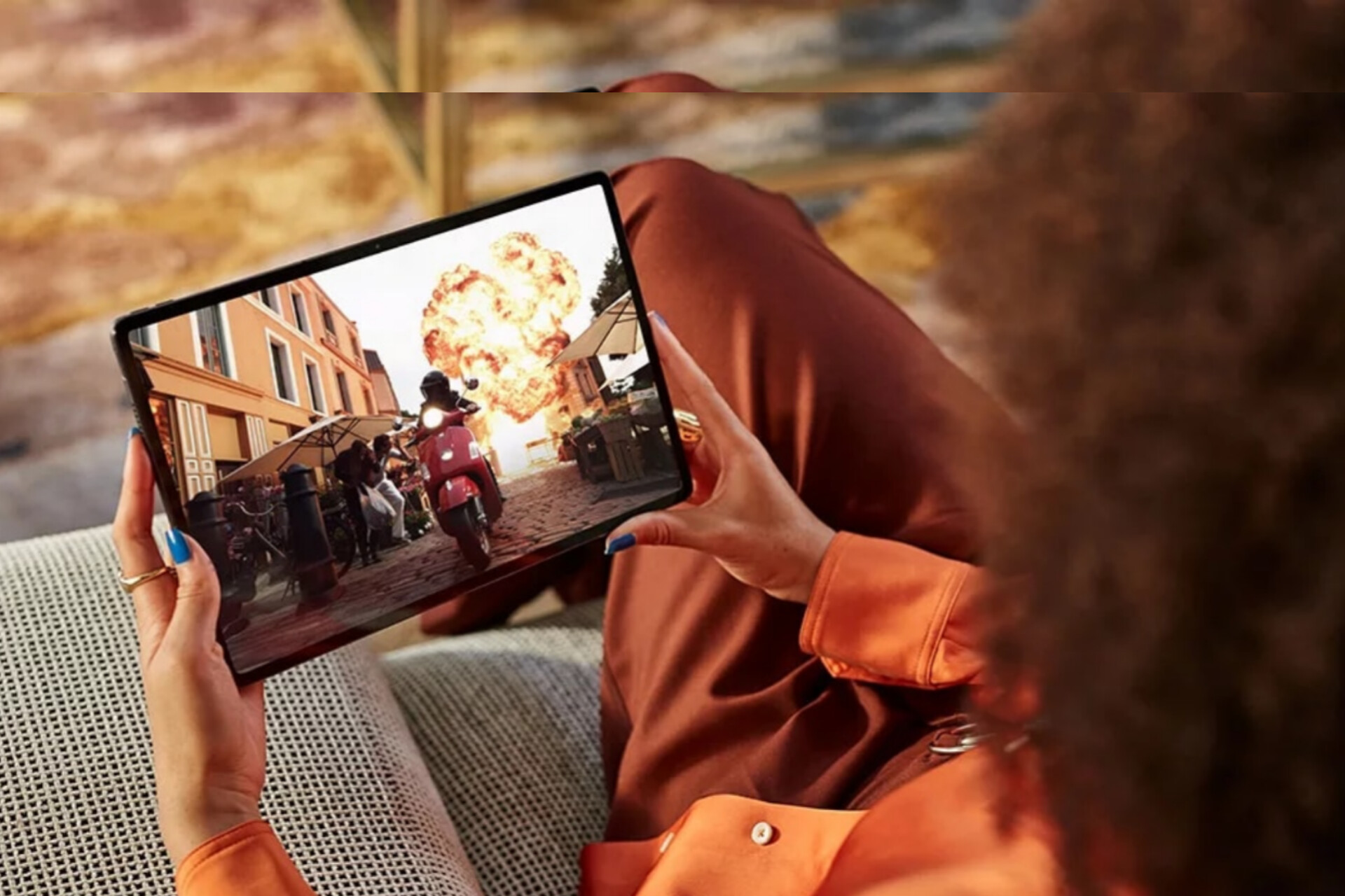 Tablet Multitasking: Lenovo Tab P12 Pro Hadir dengan Desain Minimalis dan Performa Kuat 